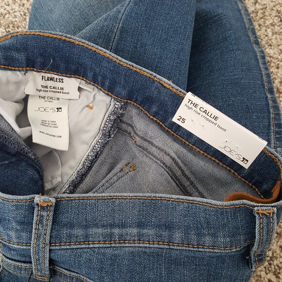 Joe's Jeans The Callie High Rise Cropped Bootcut Flawless Optimist Light Wash - Picture 12 of 16